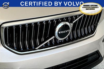 2023 Volvo XC40 B4 Plus Bright Theme