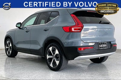 2023 Volvo XC40 B4 Plus Bright Theme