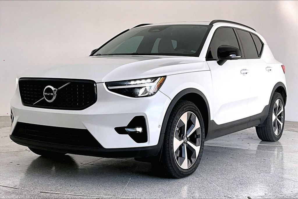2023 Volvo XC40 Ultimate