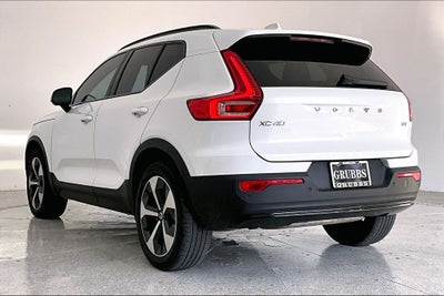 2023 Volvo XC40 Ultimate