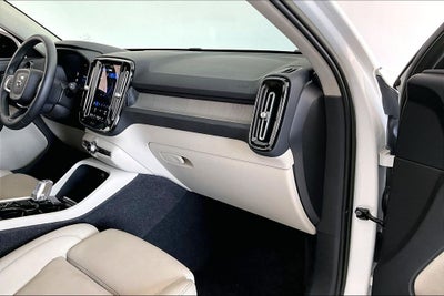 2023 Volvo XC40 Ultimate