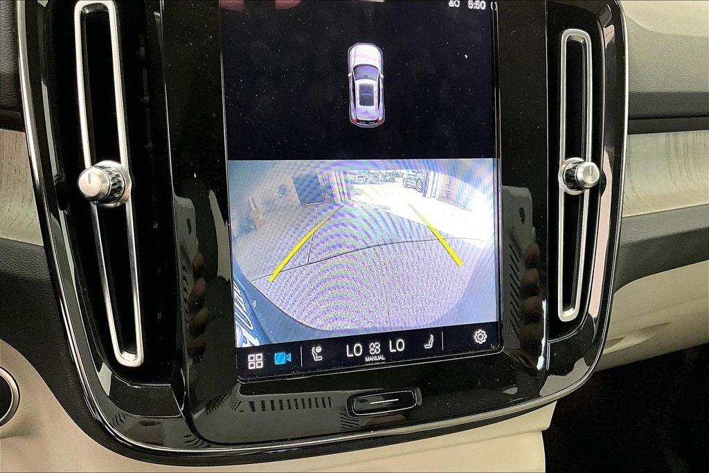 2023 Volvo XC40 Ultimate