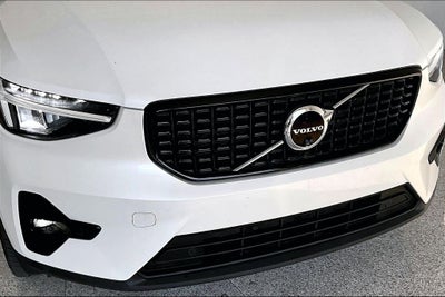 2023 Volvo XC40 Ultimate
