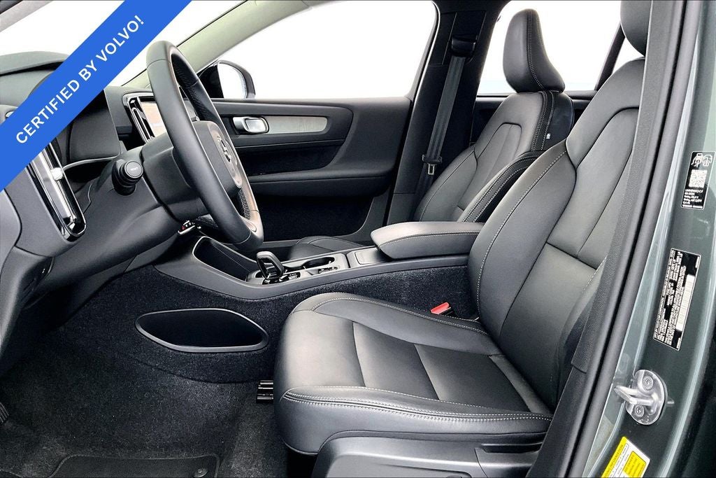 2026 Volvo XC40 B4 Core