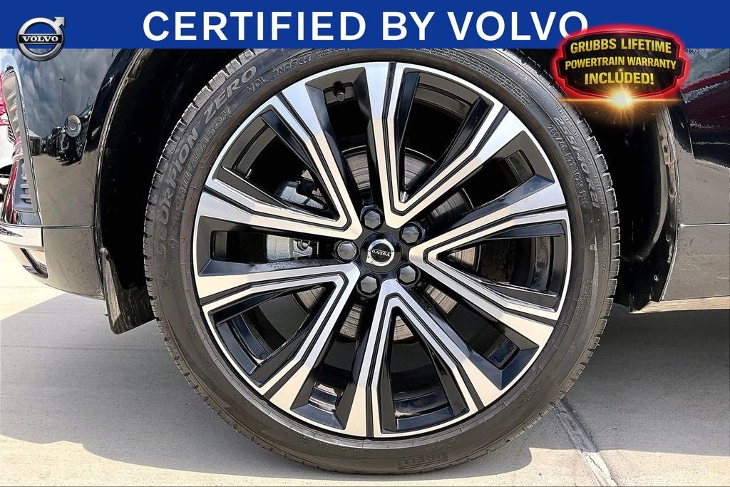 2023 Volvo XC60 B5 Ultimate Bright Theme