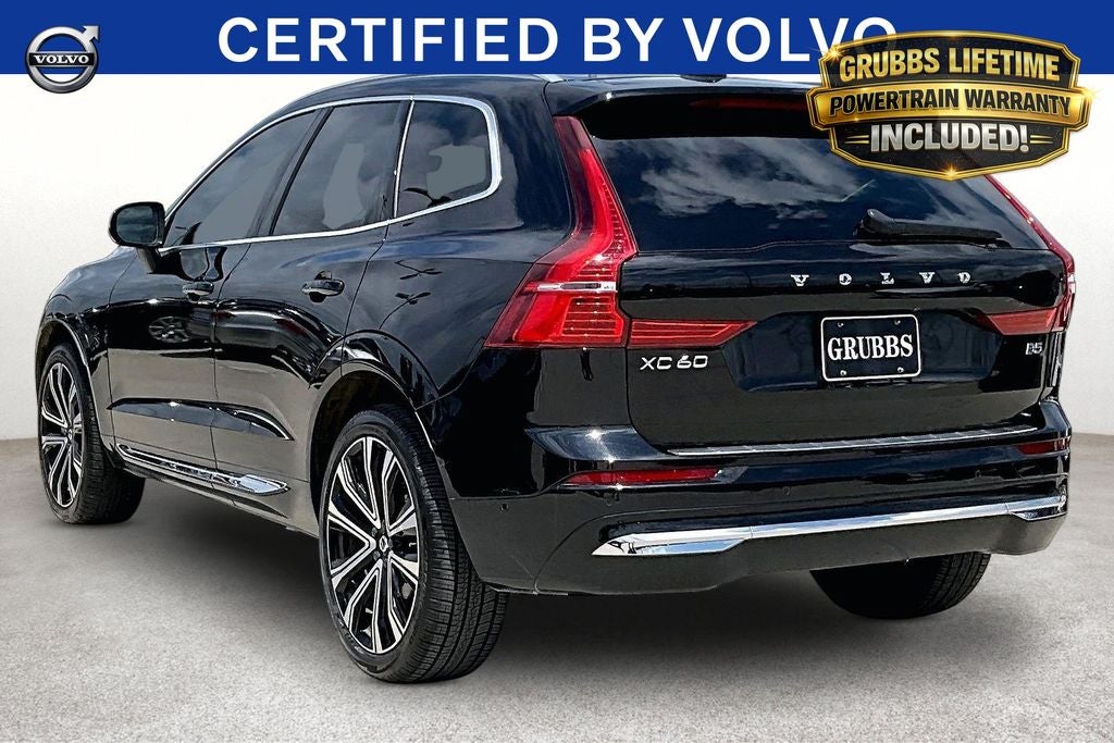 2023 Volvo XC60 B5 Ultimate Bright Theme