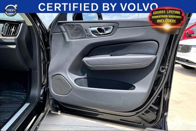 2023 Volvo XC60 B5 Ultimate Bright Theme