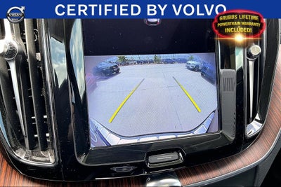 2023 Volvo XC60 B5 Ultimate Bright Theme