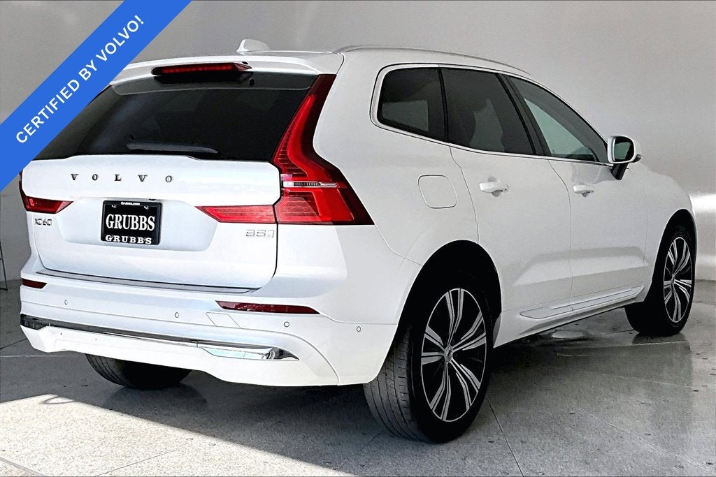 2023 Volvo XC60 B5 Ultimate Bright Theme