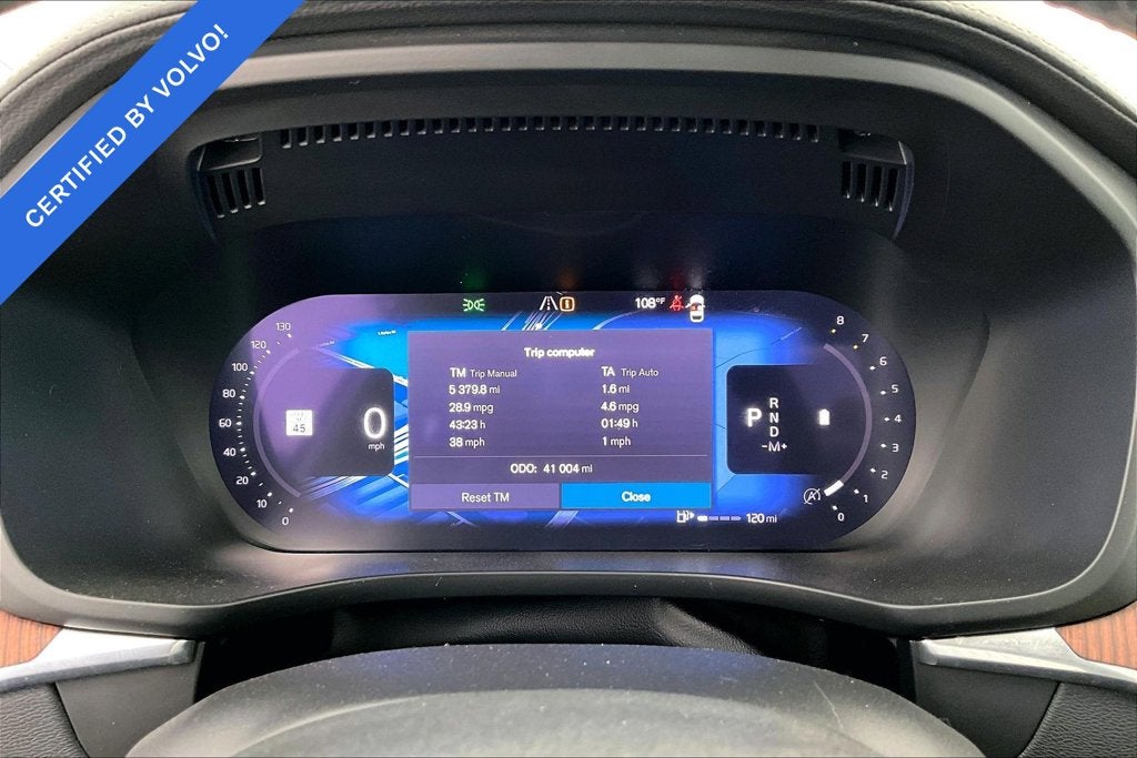 2023 Volvo XC60 B5 Ultimate Bright Theme