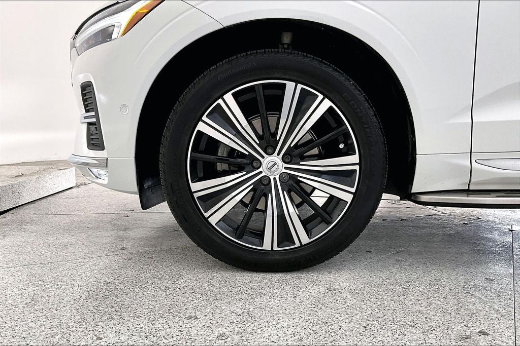 2023 Volvo XC60 B5 Plus Bright Theme