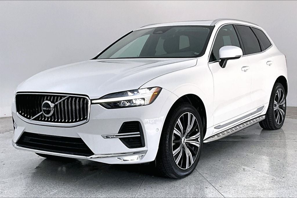 2023 Volvo XC60 B5 Plus Bright Theme