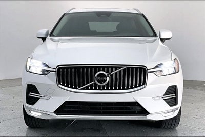 2023 Volvo XC60 B5 Plus Bright Theme