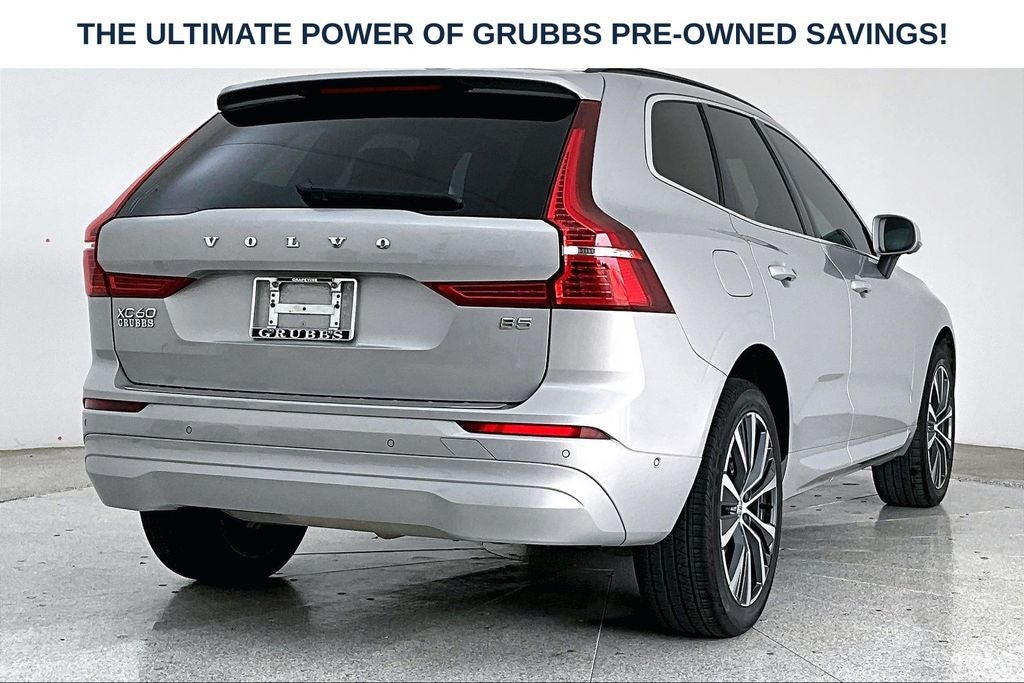 2022 Volvo XC60 B5 Momentum