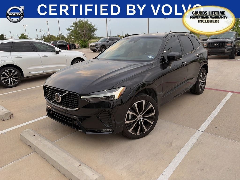 2023 Volvo XC60 B5 Ultimate Dark Theme