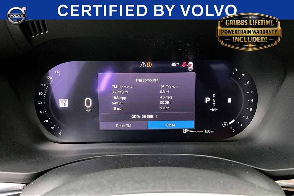 2023 Volvo XC60 B5 Ultimate Dark Theme