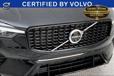 2023 Volvo XC60 B5 Ultimate Dark Theme