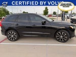 2023 Volvo XC60 B5 Ultimate Dark Theme