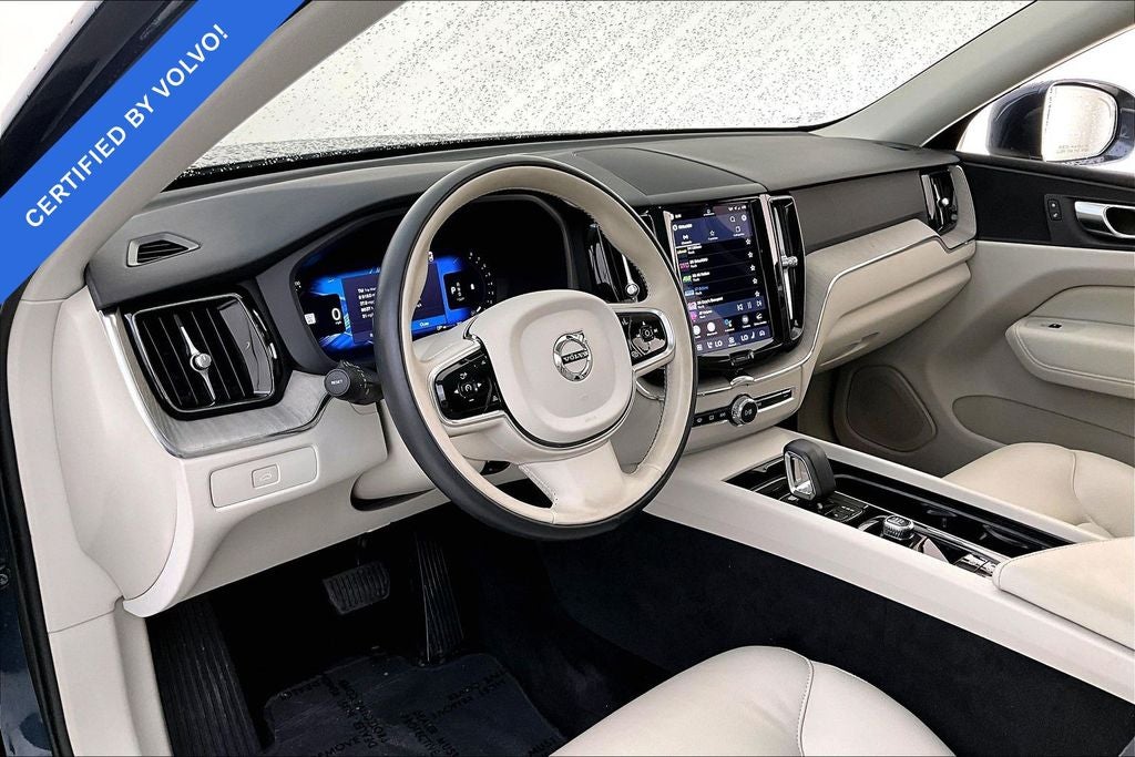 2023 Volvo XC60 B5 Plus Bright Theme
