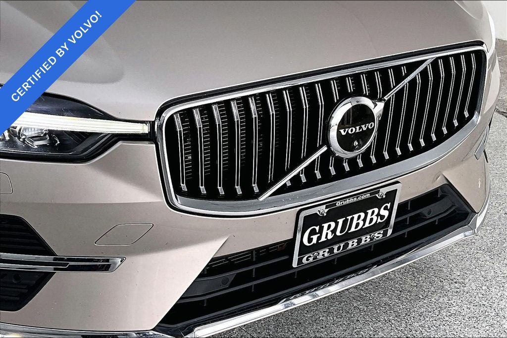 2023 Volvo XC60 B5 Plus Bright Theme