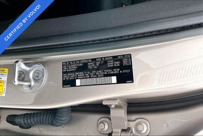 2023 Volvo XC60 B5 Plus Bright Theme