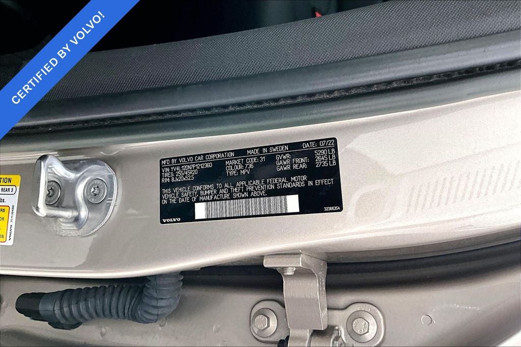2023 Volvo XC60 B5 Plus Bright Theme