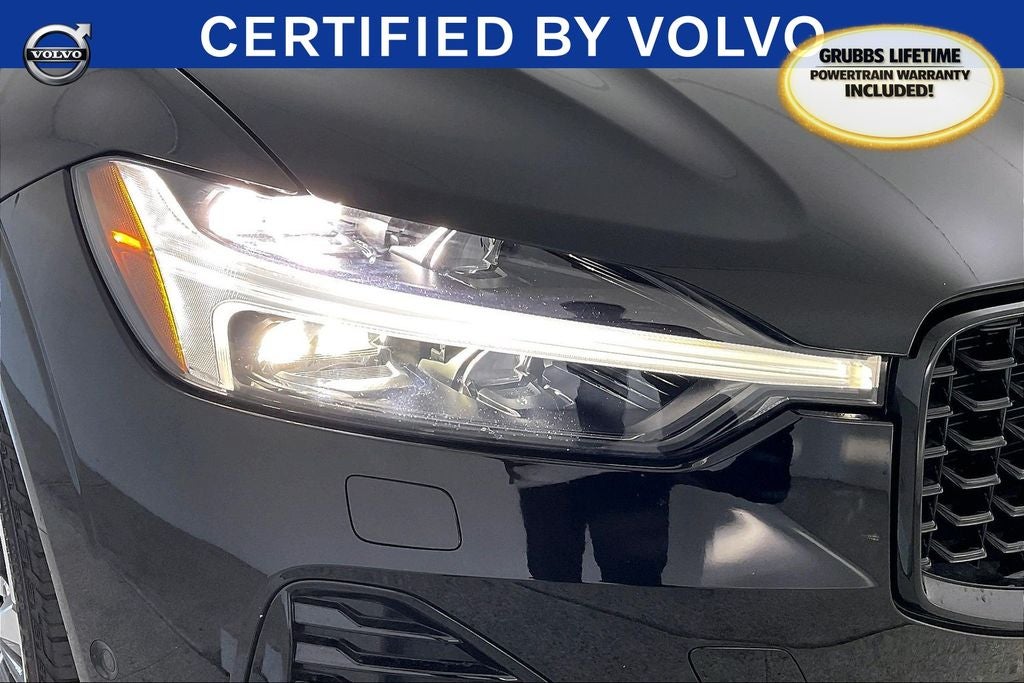 2023 Volvo XC60 B5 Plus Dark Theme