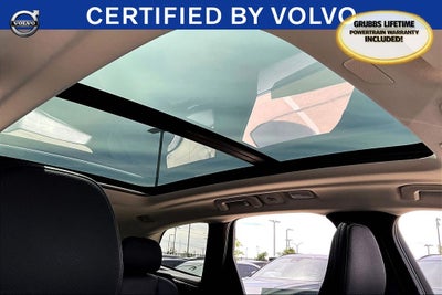 2023 Volvo XC60 B5 Plus Dark Theme