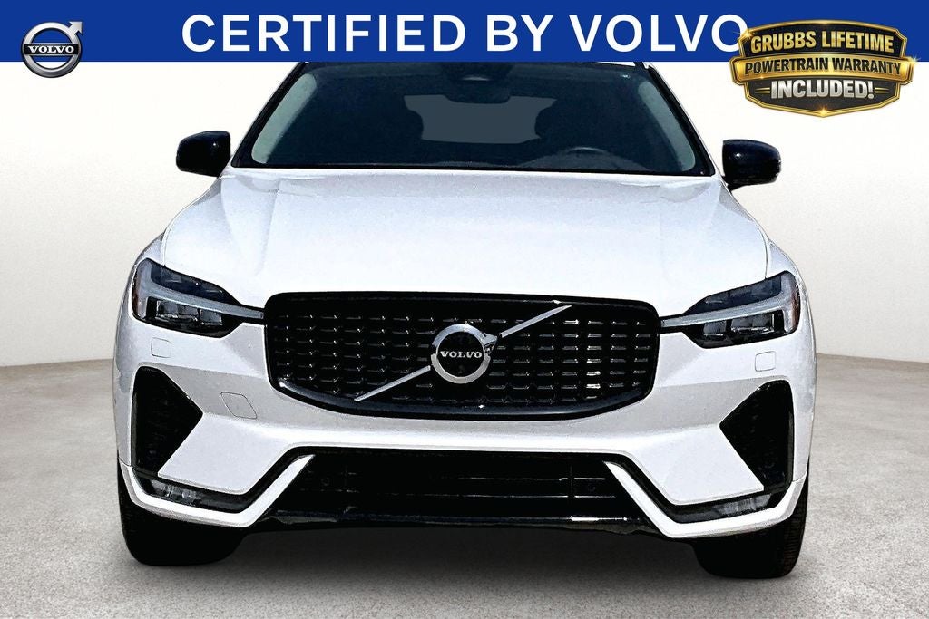 2023 Volvo XC60 B5 Plus Dark Theme