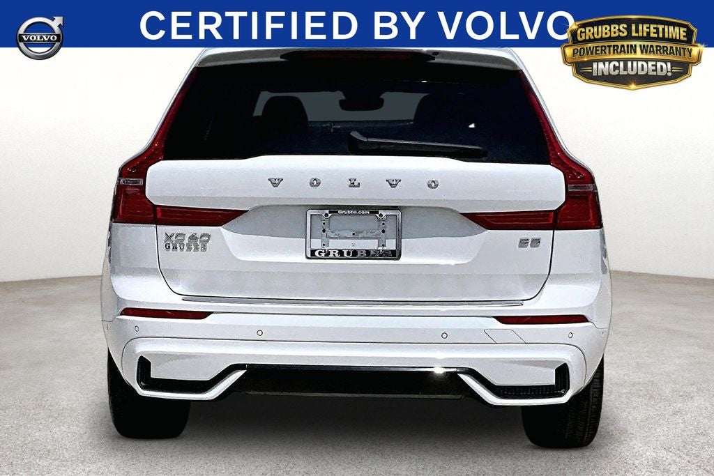 2023 Volvo XC60 B5 Plus Dark Theme