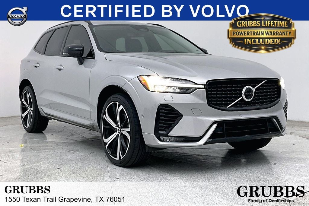 2023 Volvo XC60 B5 Ultimate Dark Theme