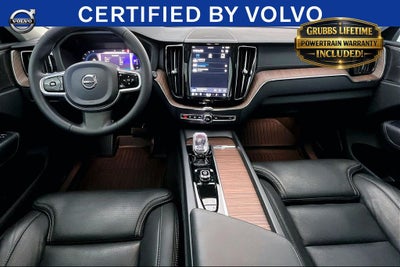 2023 Volvo XC60 B5 Ultimate Dark Theme