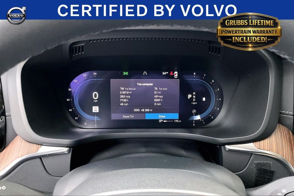 2023 Volvo XC60 B5 Ultimate Dark Theme