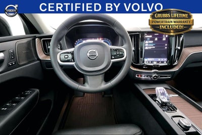 2023 Volvo XC60 B5 Ultimate Dark Theme