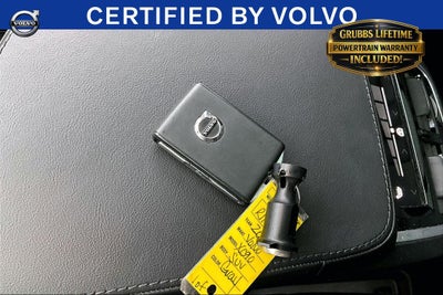 2024 Volvo XC90 B5 Plus