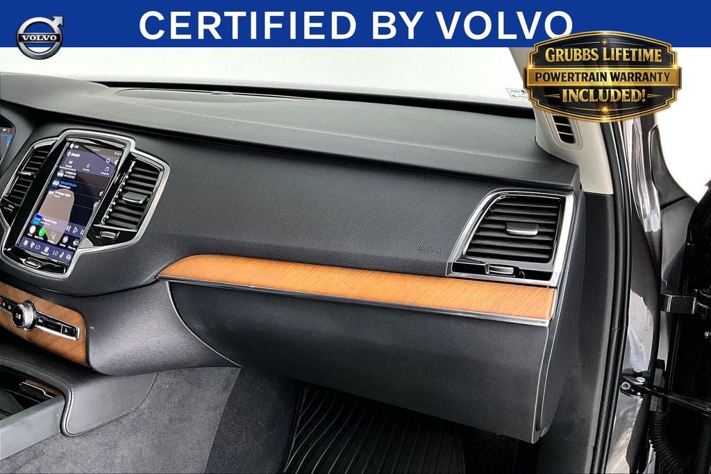 2024 Volvo XC90 B5 Plus