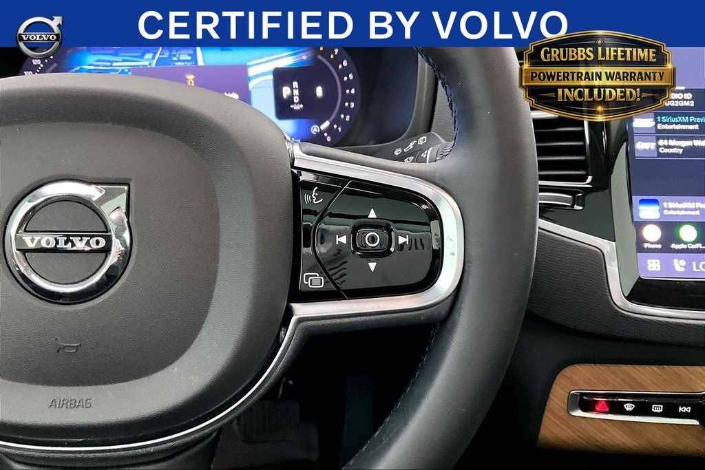 2024 Volvo XC90 B5 Plus