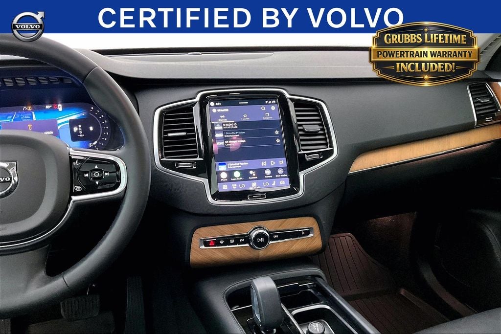 2024 Volvo XC90 B5 Plus