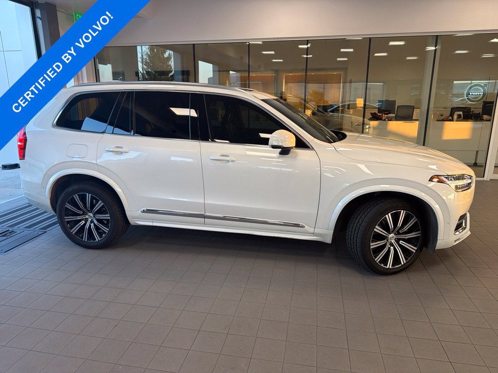 2024 Volvo XC90 B5 Plus