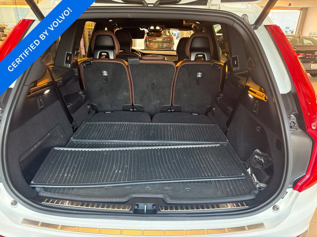2024 Volvo XC90 B5 Plus