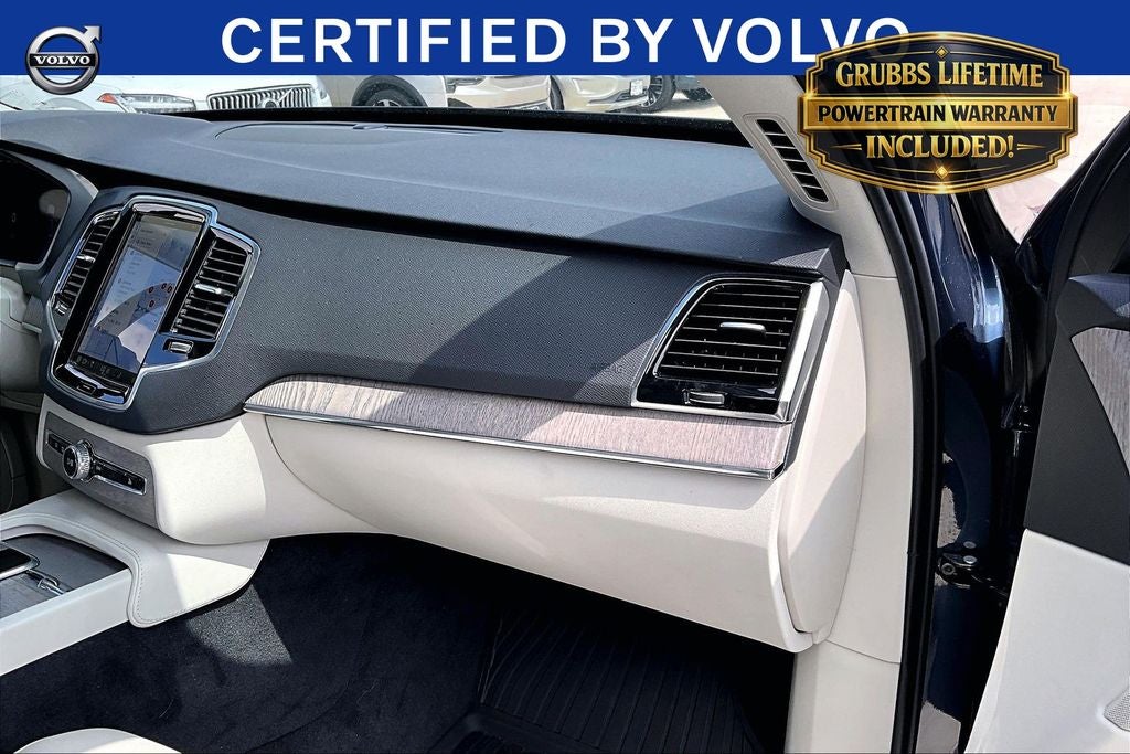 2024 Volvo XC90 B5 Plus