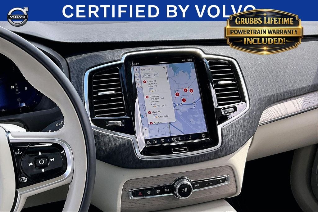 2024 Volvo XC90 B5 Plus
