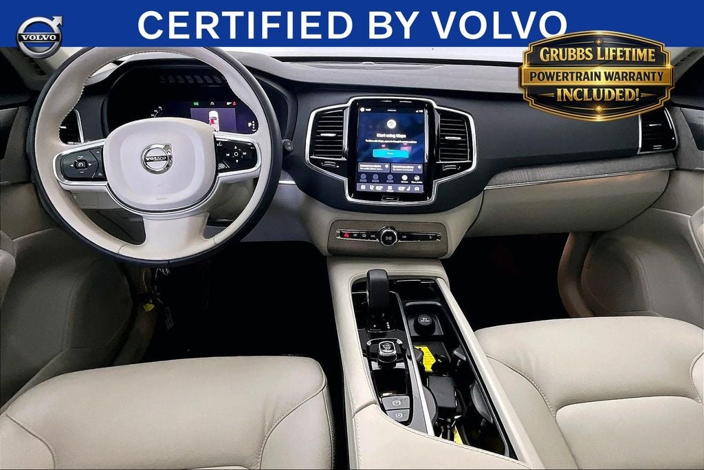 2024 Volvo XC90 B5 Plus