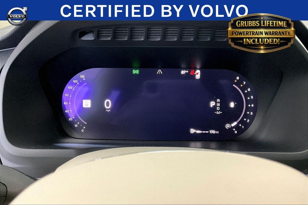 2024 Volvo XC90 B5 Plus