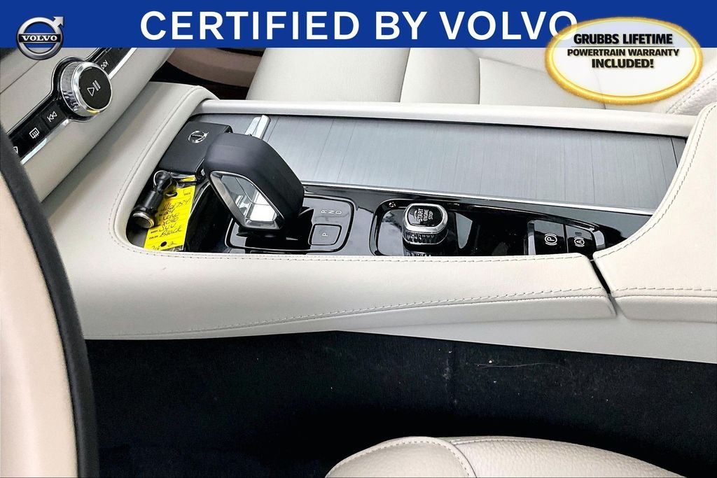 2024 Volvo XC90 B5 Core