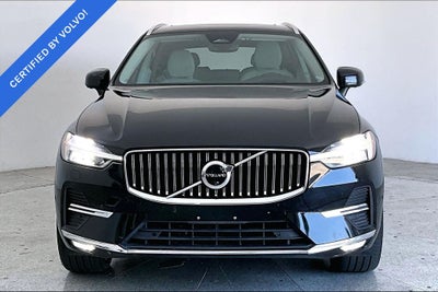 2023 Volvo XC60 B5 Ultimate Bright Theme