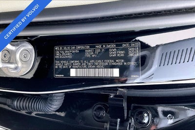 2023 Volvo XC60 B5 Ultimate Bright Theme