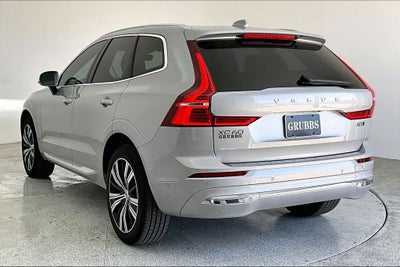 2023 Volvo XC60 B5 Ultimate Bright Theme
