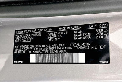 2023 Volvo XC60 B5 Ultimate Bright Theme