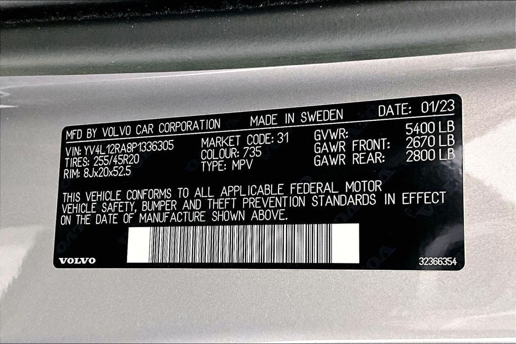 2023 Volvo XC60 B5 Ultimate Bright Theme